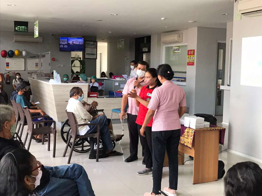 Penyuluhan Tentang Pelayanan Kesehatan dan Cuci Tangan  Poliklinik RSU Puri Raharja
